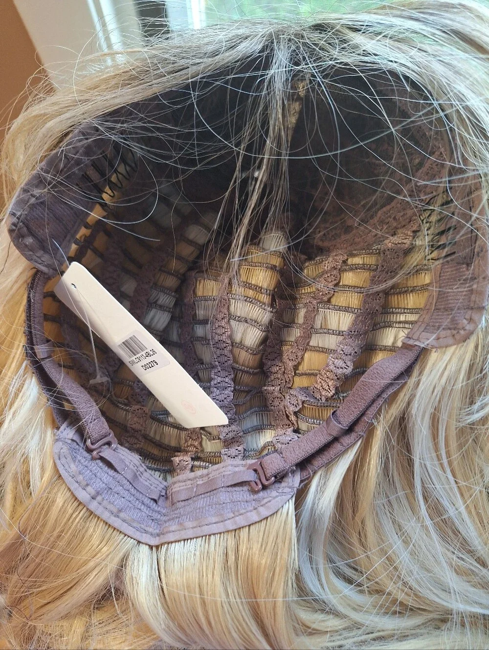 Long Blonde Hair Wig w/ Bangs Ombre with Realistic Part - NEW